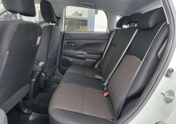 Mitsubishi ASX cena 43900 przebieg: 137341, rok produkcji 2015 z Krynica-Zdrój małe 407